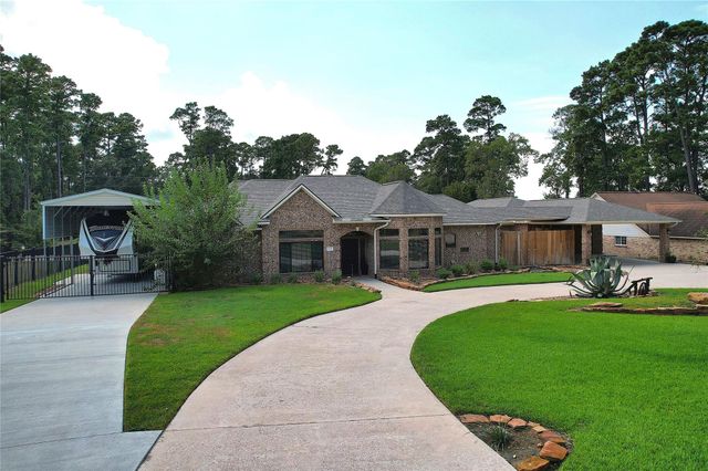 2031 Silver Moon Trail, Crosby, TX 77532