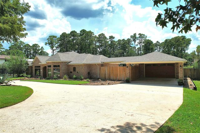 2031 Silver Moon Trail, Crosby, TX 77532
