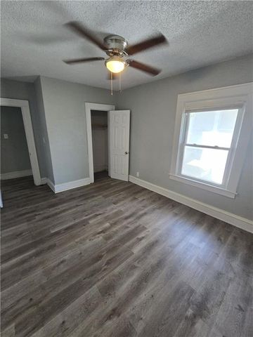 4037 Benton Boulevard, Kansas City, MO 64130