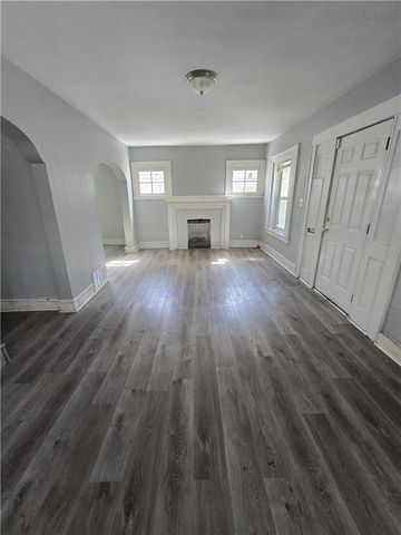 4037 Benton Boulevard, Kansas City, MO 64130