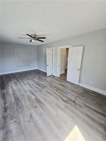 4037 Benton Boulevard, Kansas City, MO 64130
