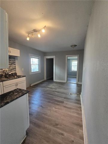 4037 Benton Boulevard, Kansas City, MO 64130