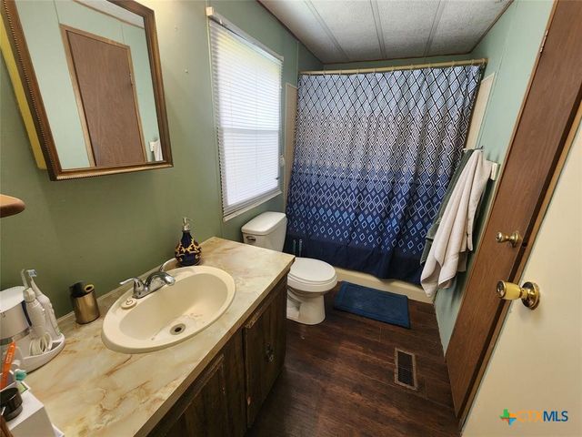 705 & 709 Bluestem Drive, Copperas Cove, TX 76522