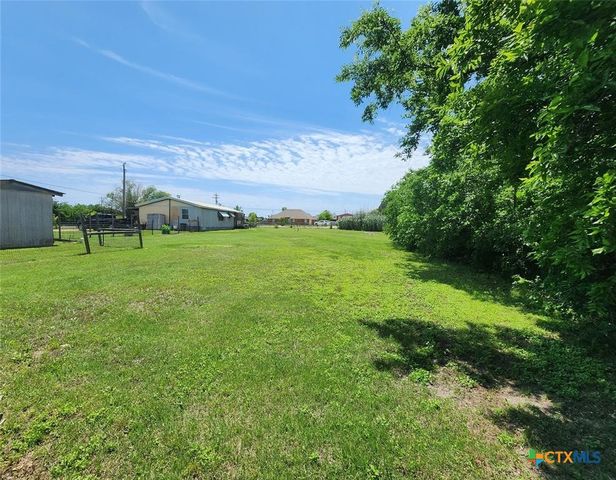 705 & 709 Bluestem Drive, Copperas Cove, TX 76522