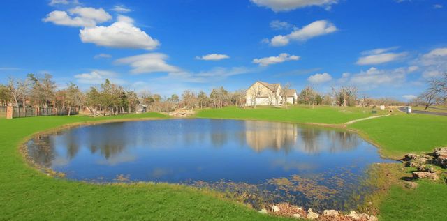 116 Silverbell LN, Bastrop, TX 78602