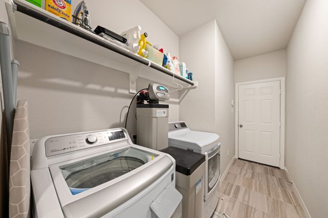 264 NorthStar Lane, Waxahachie, TX 75165