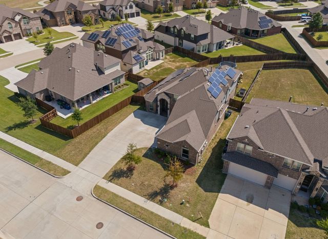 264 NorthStar Lane, Waxahachie, TX 75165