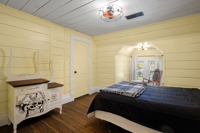 301 E Santa Fe Street, Farmersville, TX 75442