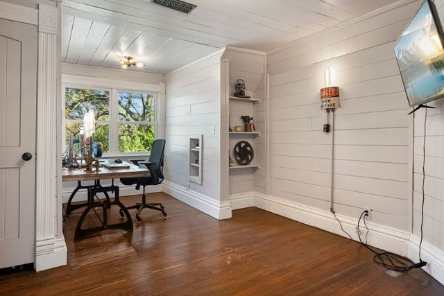 301 E Santa Fe Street, Farmersville, TX 75442