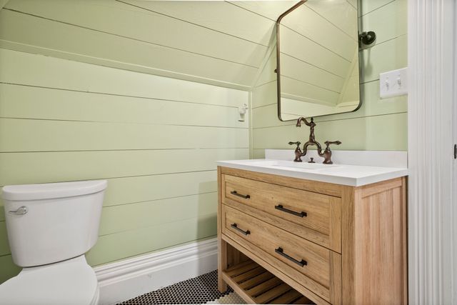 301 E Santa Fe Street, Farmersville, TX 75442