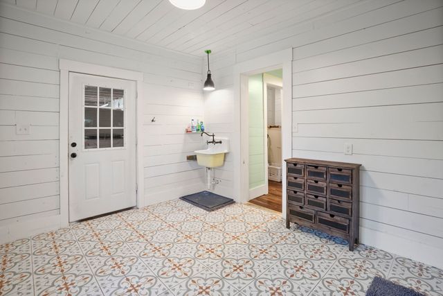 301 E Santa Fe Street, Farmersville, TX 75442