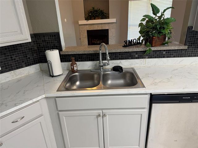 501 SW 149th Place, Moore, OK 73170