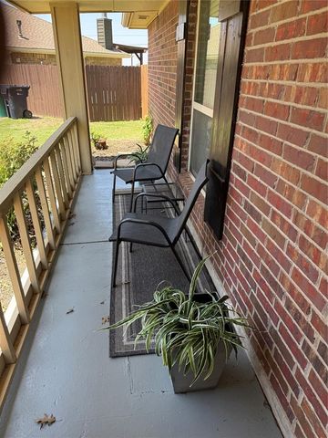 501 SW 149th Place, Moore, OK 73170