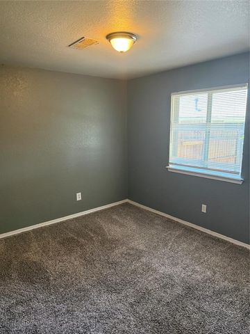 501 SW 149th Place, Moore, OK 73170