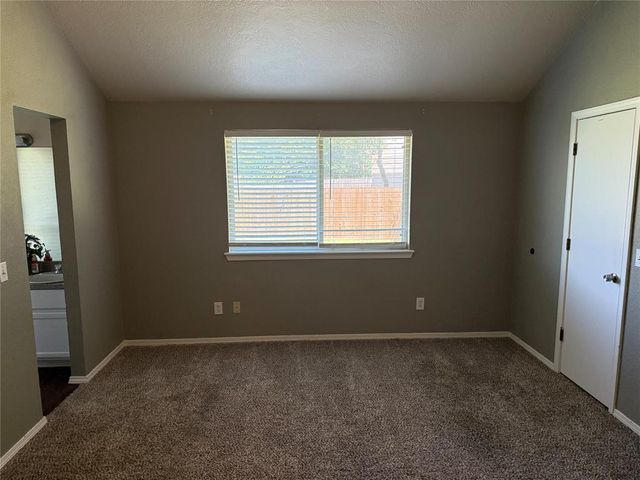 501 SW 149th Place, Moore, OK 73170