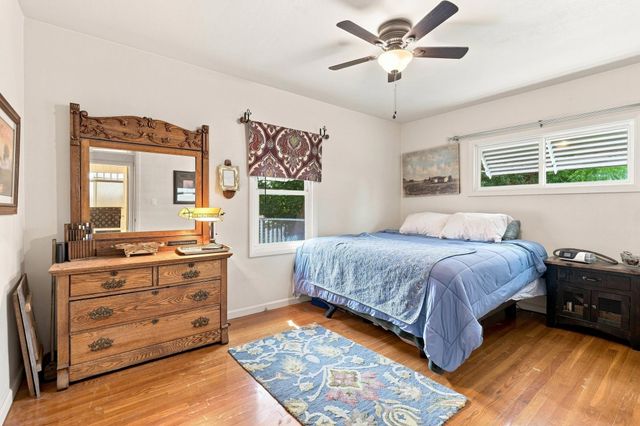 1111 N Locust Rd, Spokane Valley, WA 99206