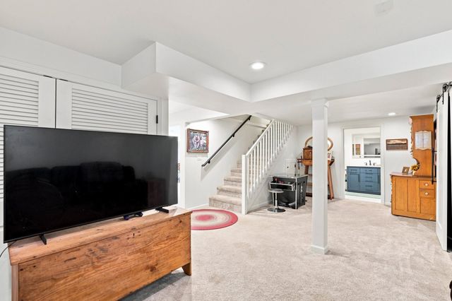 1111 N Locust Rd, Spokane Valley, WA 99206