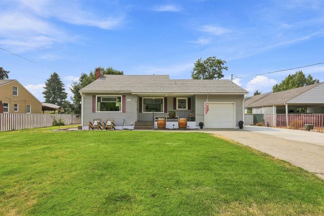 1111 N Locust Rd, Spokane Valley, WA 99206