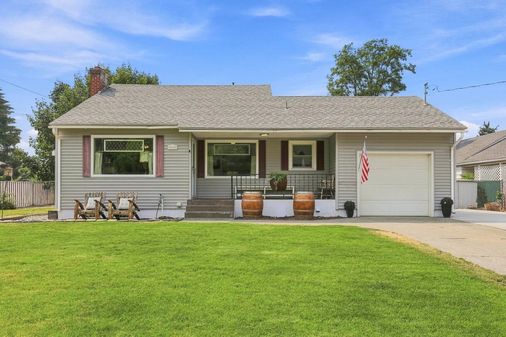 1111 N Locust Rd, Spokane Valley, WA 99206 photo 1