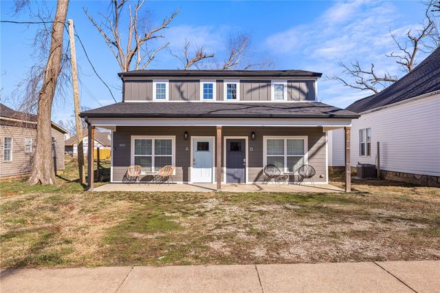 521 W Chestnut Street, Rogers, AR 72756