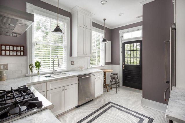 13 Carolina Street Unit B Upstairs, Charleston, SC 29403