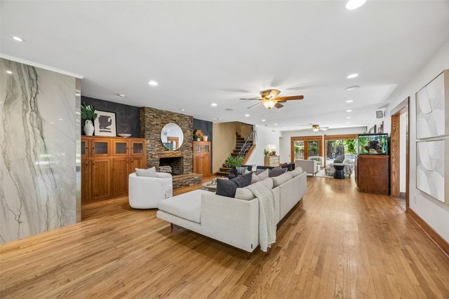 404 W Greenbriar Lane, Dallas, TX 75208