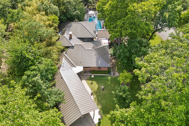 404 W Greenbriar Lane, Dallas, TX 75208
