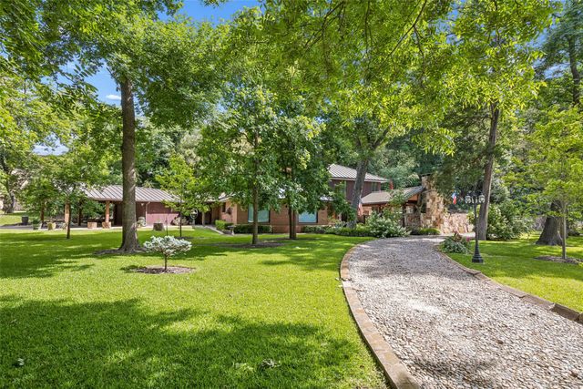 404 W Greenbriar Lane, Dallas, TX 75208