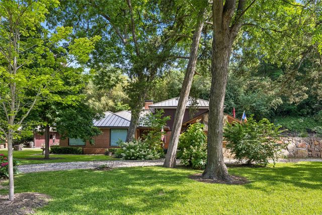 404 W Greenbriar Lane, Dallas, TX 75208