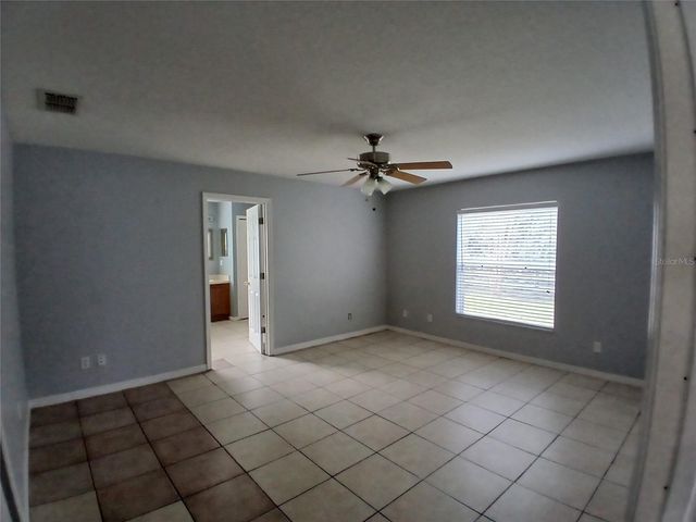 3002 LORIMER COURT, Groveland, FL 34736