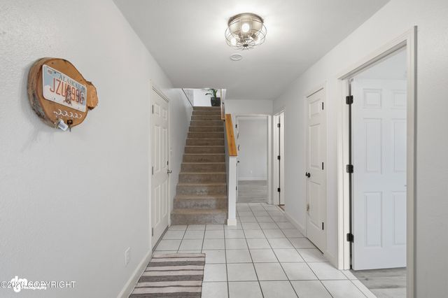 9401 W Easy Street, Wasilla, AK 99623