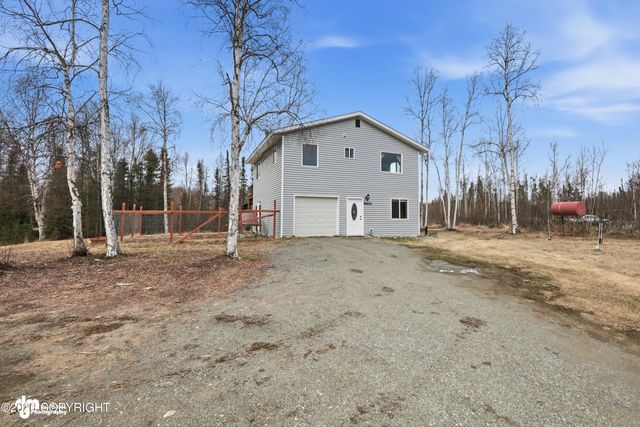 9401 W Easy Street, Wasilla, AK 99623