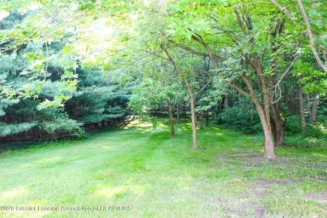 5182 Windsor Highway, Potterville, MI 48876