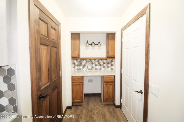 5182 Windsor Highway, Potterville, MI 48876