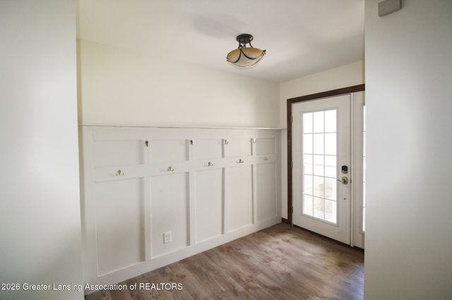 5182 Windsor Highway, Potterville, MI 48876