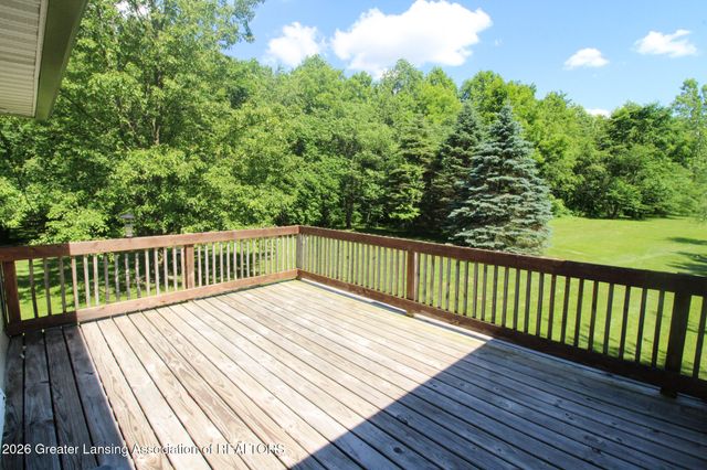 5182 Windsor Highway, Potterville, MI 48876