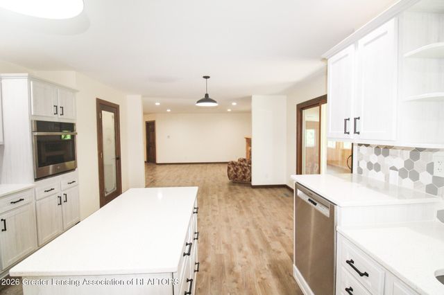 5182 Windsor Highway, Potterville, MI 48876