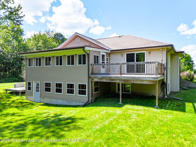 5182 Windsor Highway, Potterville, MI 48876