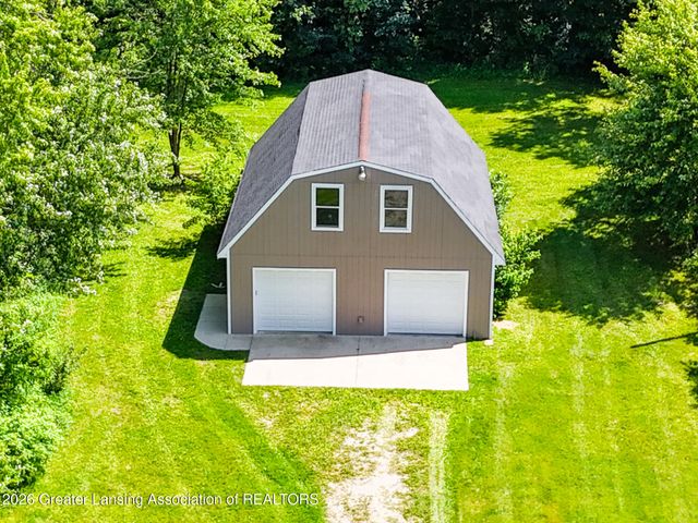 5182 Windsor Highway, Potterville, MI 48876