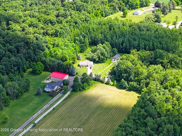 5182 Windsor Highway, Potterville, MI 48876