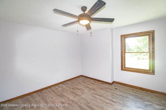 5182 Windsor Highway, Potterville, MI 48876