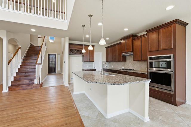 9422 Harmony Lake Lane, Richmond, TX 77469