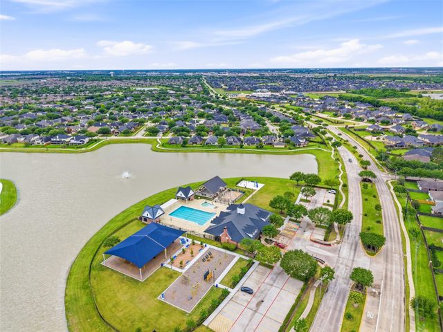 9422 Harmony Lake Lane, Richmond, TX 77469