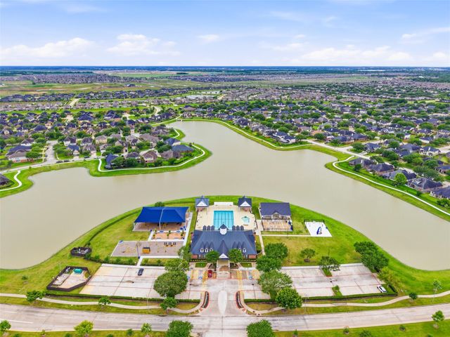9422 Harmony Lake Lane, Richmond, TX 77469
