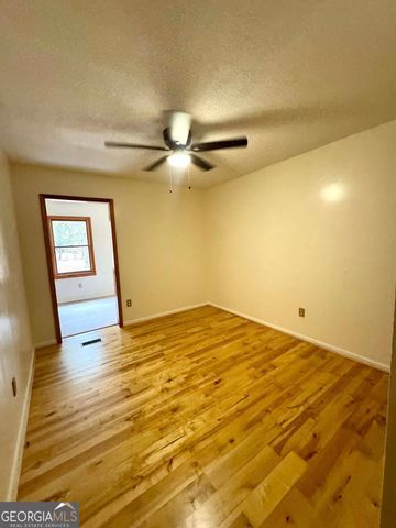 3422 Pat Mullis Road, Cadwell, GA 31009