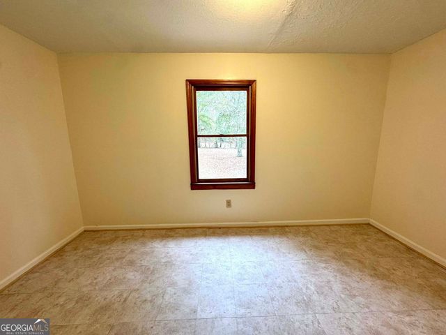 3422 Pat Mullis Road, Cadwell, GA 31009