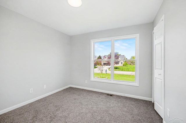 5888 Cobblestone Drive, North Branch, MI 48461