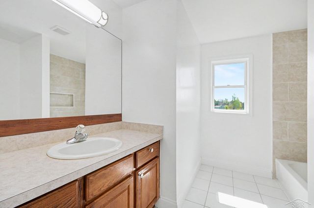 5888 Cobblestone Drive, North Branch, MI 48461