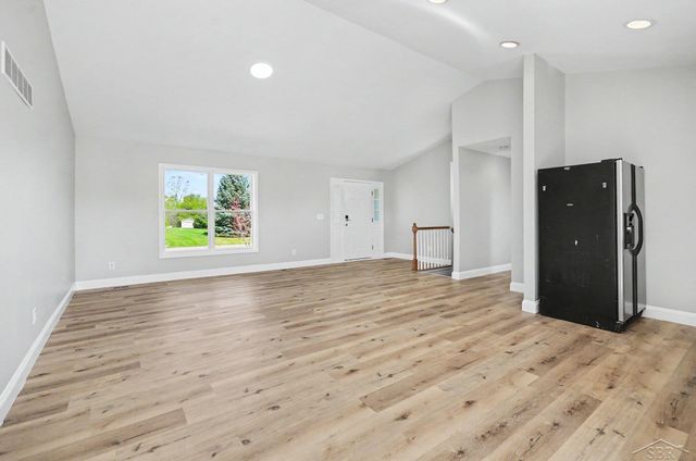 5888 Cobblestone Drive, North Branch, MI 48461