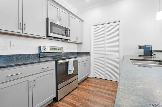 511 11th 105, Tuscaloosa, AL 35401